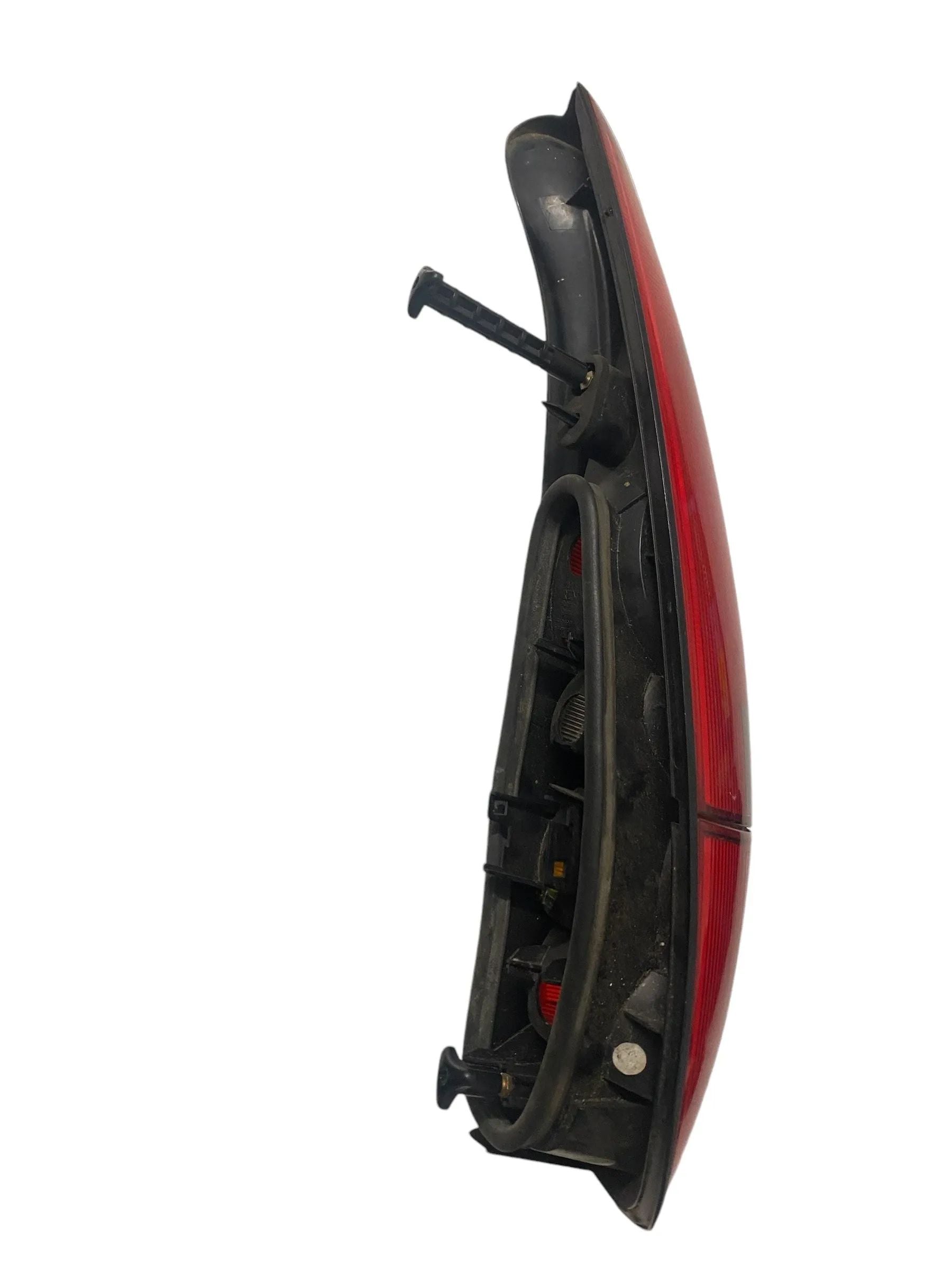 Renault Laguna Rücklicht Rückleuchte Heckleuchte Links Valeo 2261