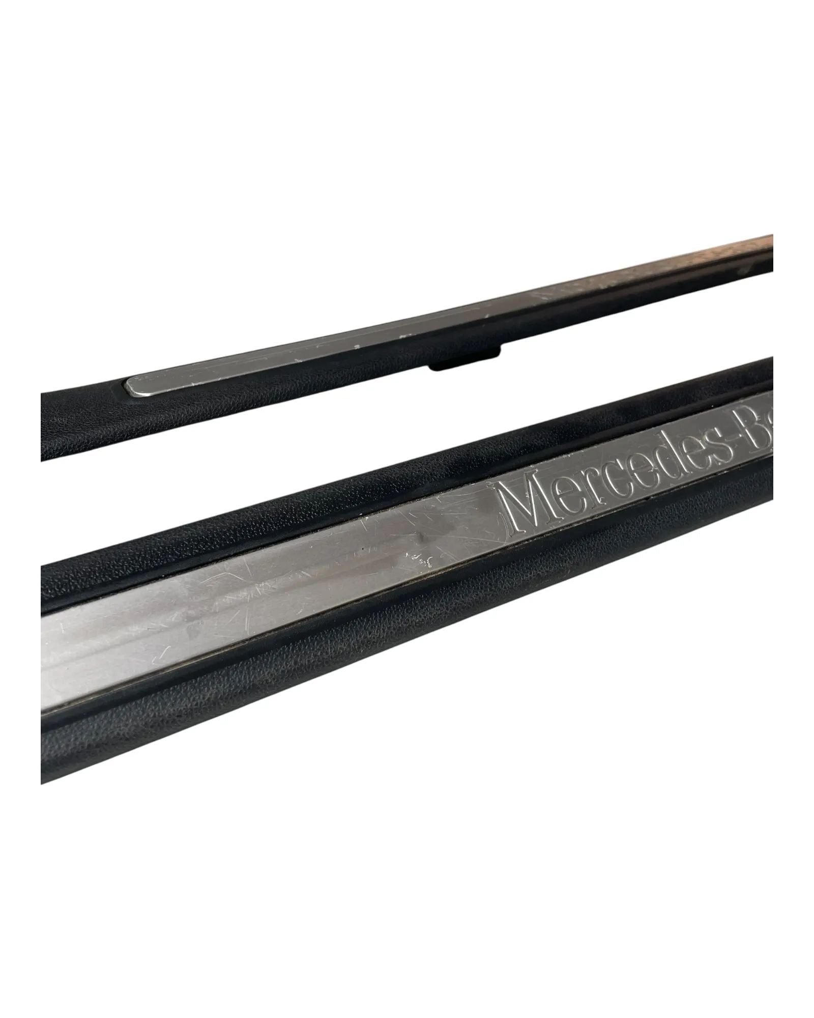 Mercedes-Benz A-Klasse Eintiegsleisten Zierleisten Vorne A169680