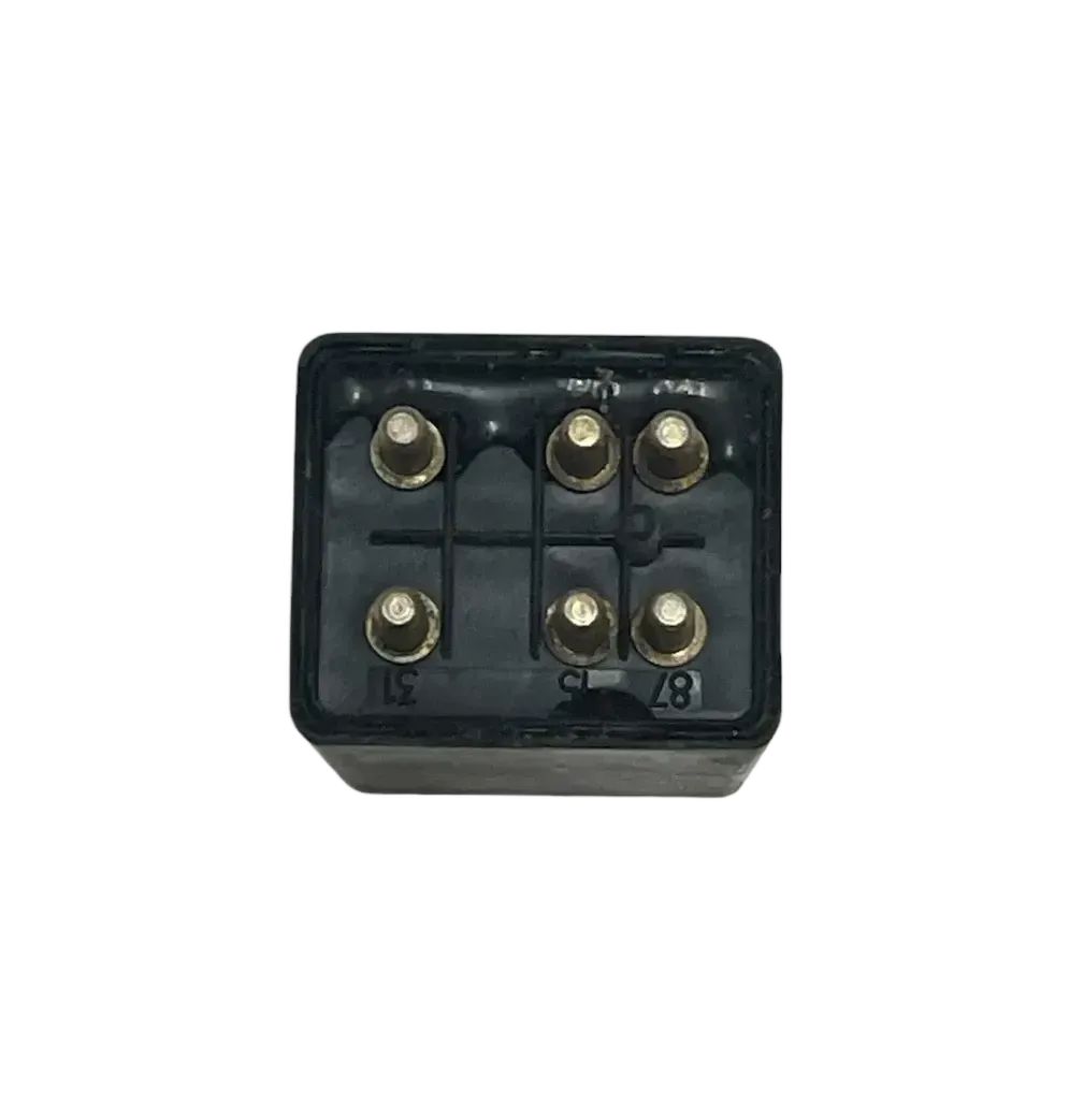 Mercedes W124 Relais Steuergerät Leerlaufabschaltung Kickdown relay 0015457205