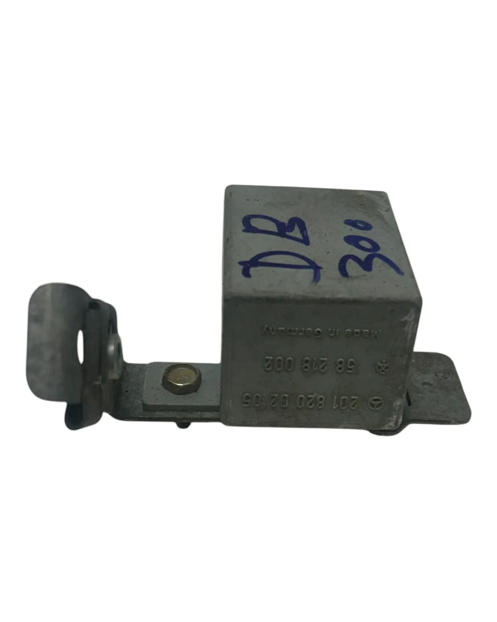 Mercedes-Benz 190 W201 Steuergerät Anhängerkupplung Relais 2018200205