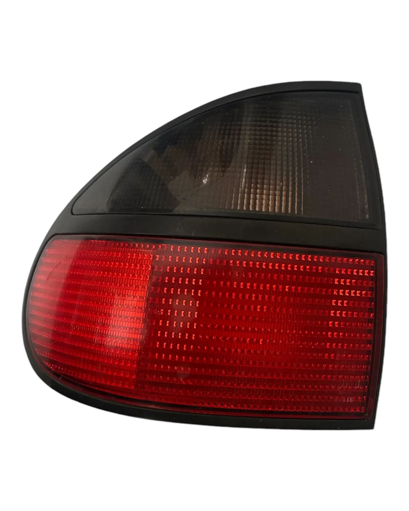 Renault Laguna Limo Rücklicht Rückleuchte Schlussleuchte links 7700820052