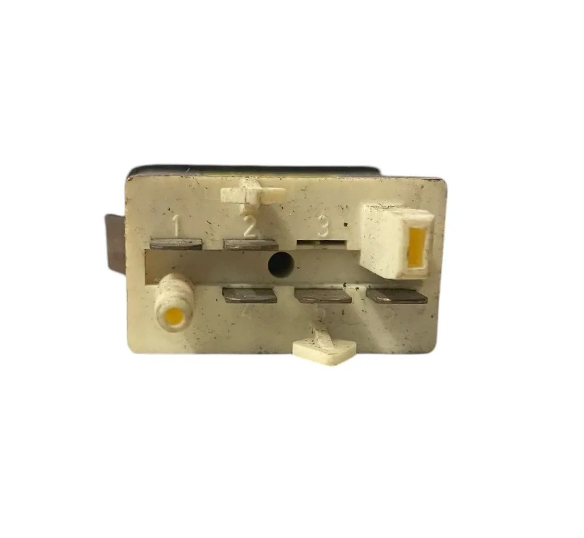 Audi A4 Schalter Nebelschlussleuchte Nebelscheinwerfer 4D0941535