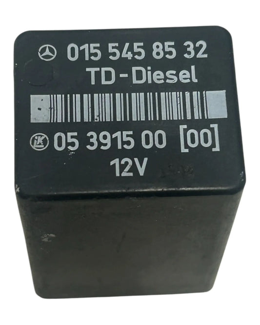 Mercedes-Benz W202 C-Klasse Relais Motordrehzahlsignal A 0155458532