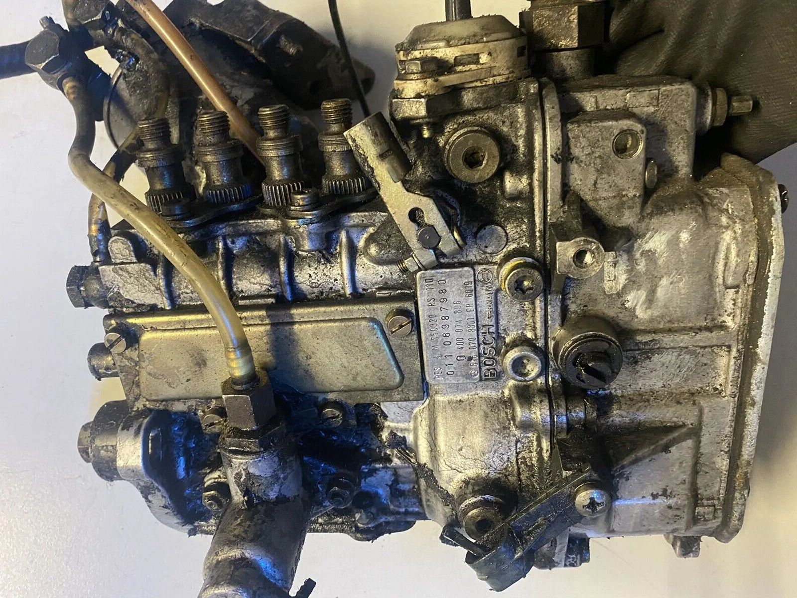 Mercedes Benz om616 Kraftstoffpumpe Bosch 0400074896 6160708301