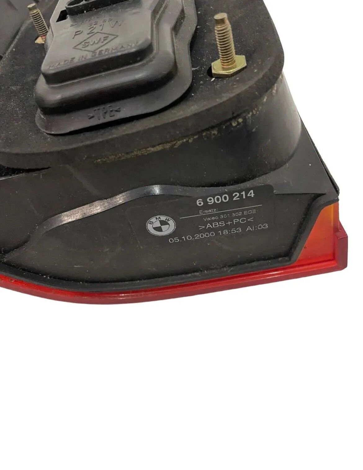 BMW E39 Rückleuchte Heckleuchte rechts 6900214