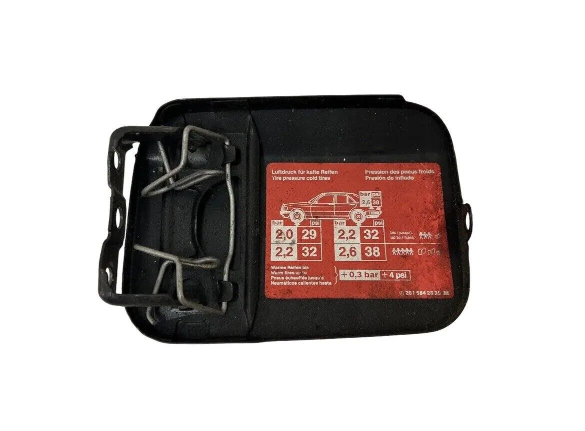 Mercedes-Benz W201 E190 Tankklappe Tankdeckel 2015842839 M