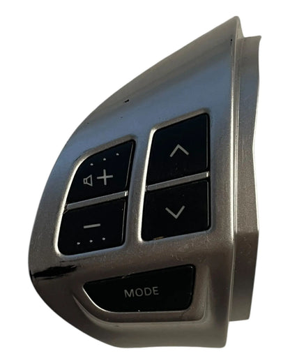 Mitsubishi Colt VII Schalter Radiobedienung Lenkrad 75B471