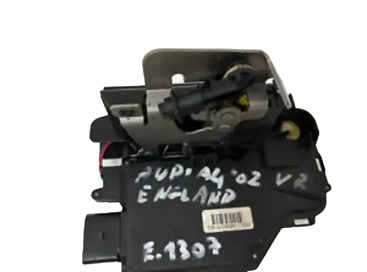 Audi A4 Türschloss vorne rechts 4B2837016G