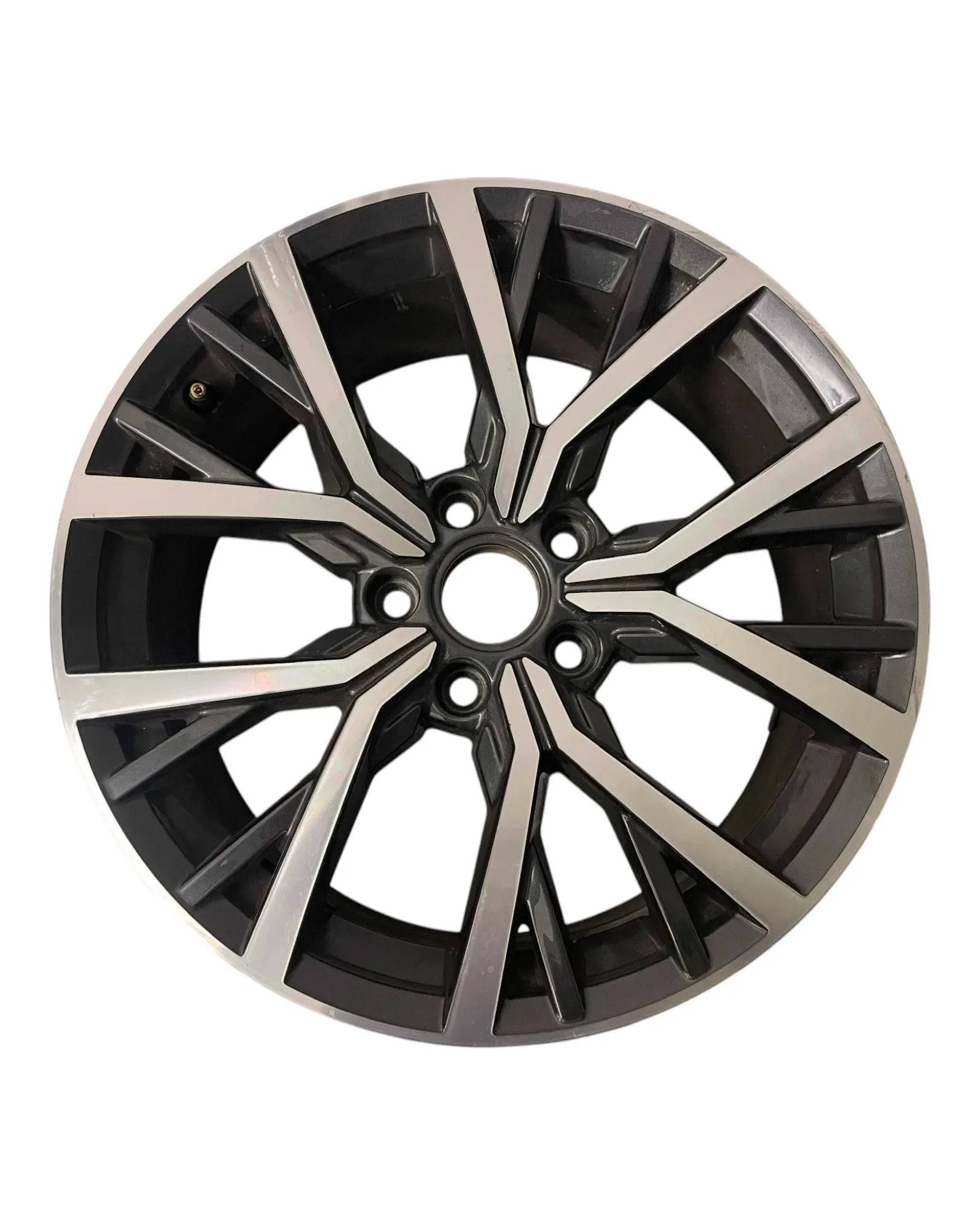 VW Tiguan Alufelge Felge 5NA601025AA 7Jx17H2 ET40