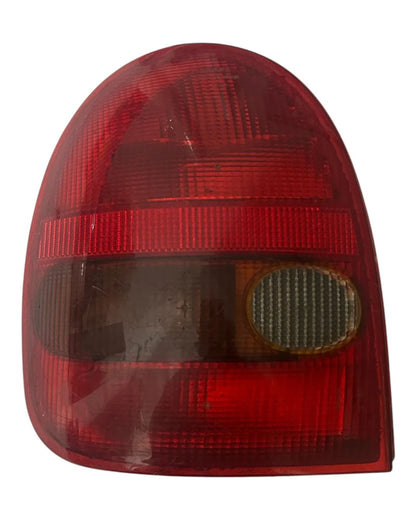 Opel Corsa Rücklicht Heckleuchte Rückleuchte Lampe links 0100005031