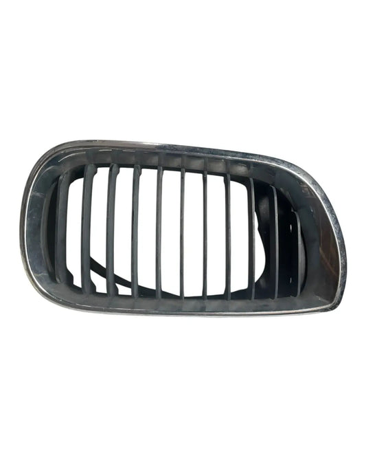 BMW 3er E46 Grill Kühlergrill Frontgrill vorne rechts 51137072130