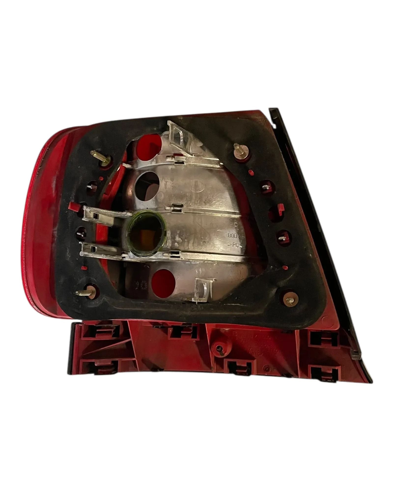 Audi A4 Heckleuchte Rücklicht Licht Rechts 8D0945096