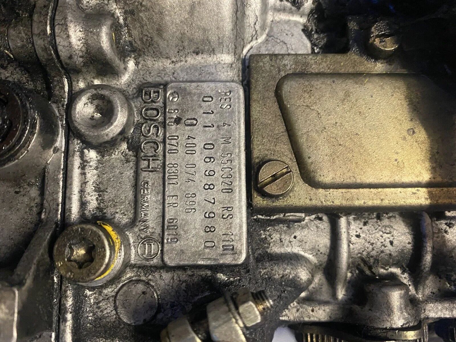 Mercedes Benz om616 Kraftstoffpumpe Bosch 0400074896 6160708301