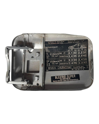 Mercedes-Benz S-Klasse Tankdeckel Tankklappe 744 A2205840139