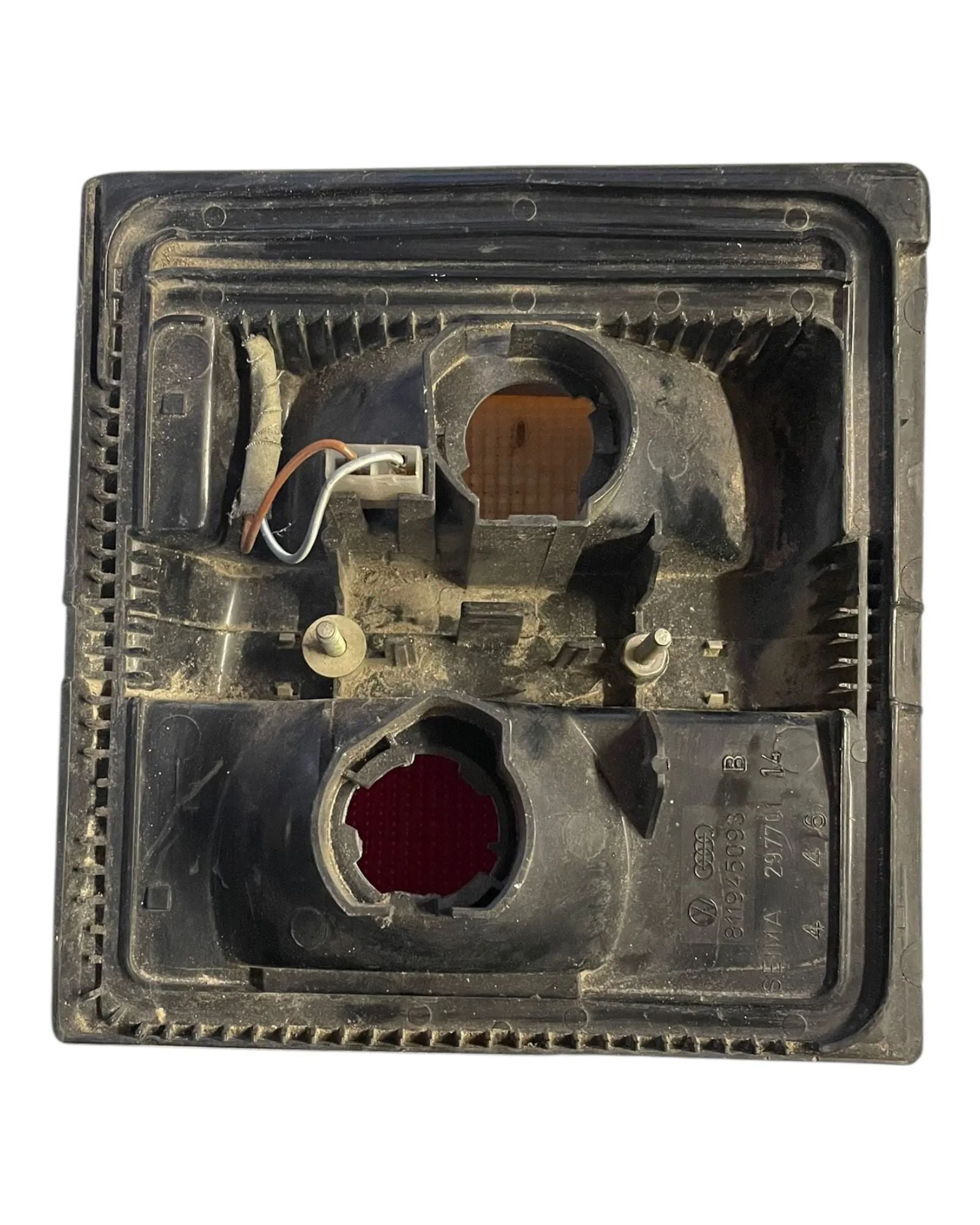 Audi 80 Heckleuchte Rückleuchte Leuchte Links 811945093