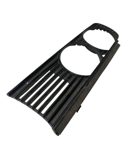 BMW E30 Frontgrill Kühlergrill Grill Abdeckung Vorne Rechts 18760920