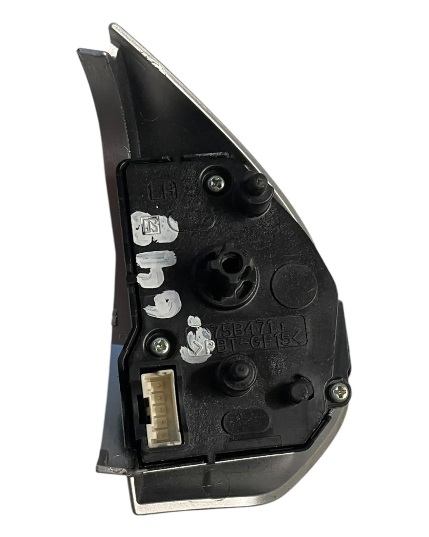 Mitsubishi Colt VII Schalter Radiobedienung Lenkrad 75B471