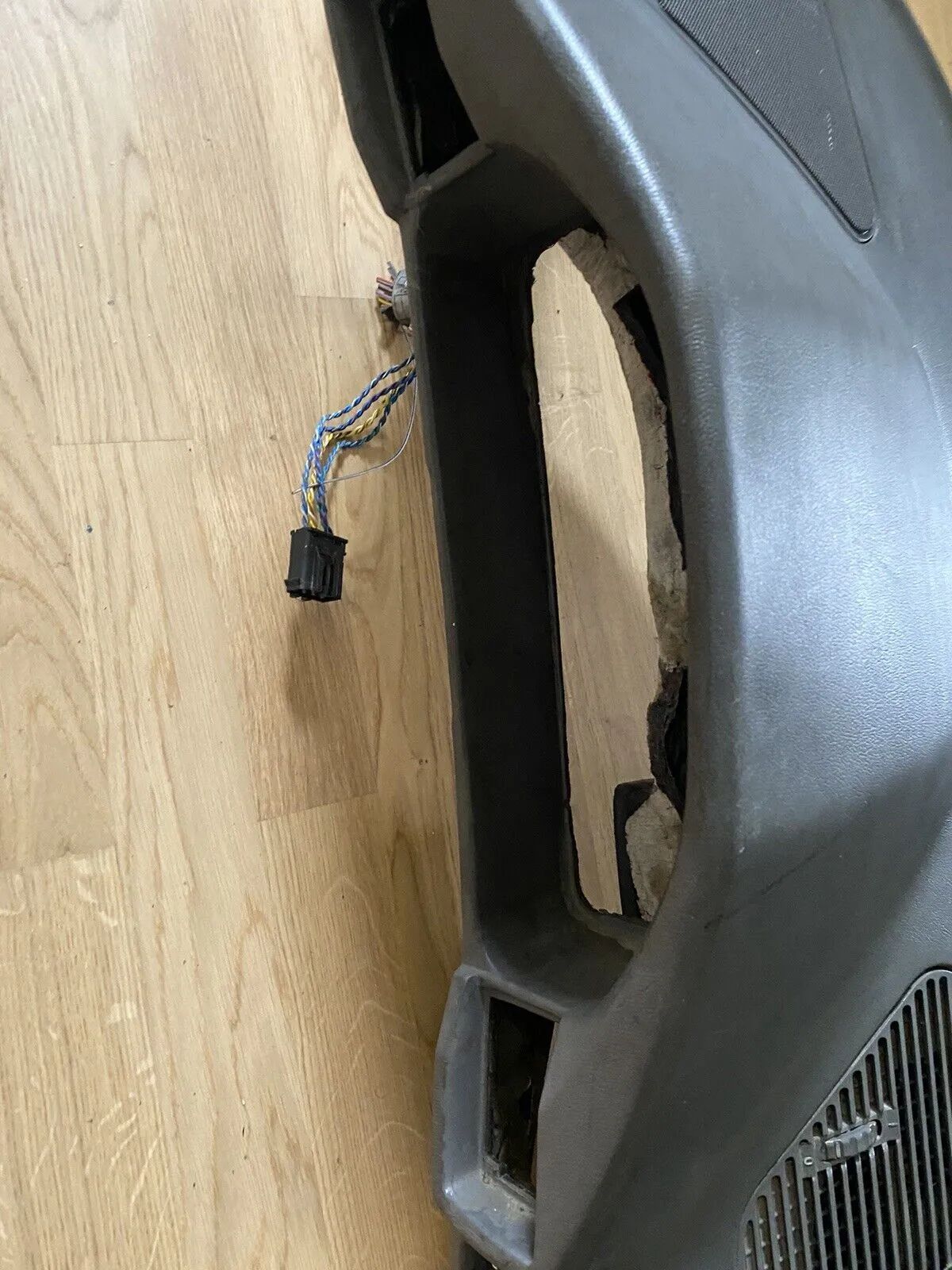 Originales BMW E34 Limo/ Touring Armaturenbrett in grau Bj.1994