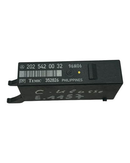 Mercedes-Benz C-Klasse W202 Lichtsteuergerät Steuergerät 2025420032