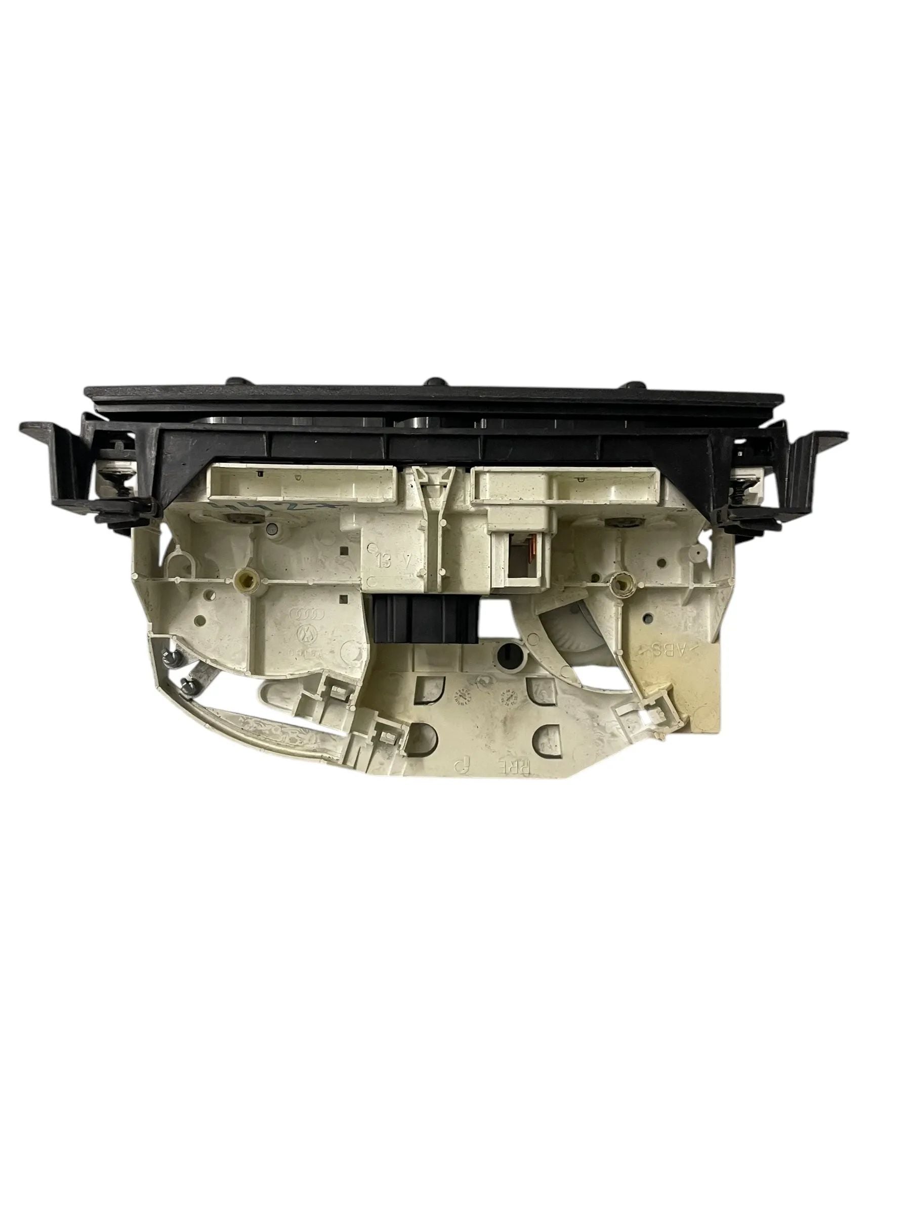 Volkswagen Polo 6N Heizungsbetätigung Schalter Rahmen 1J0820045F, 6N0858305C