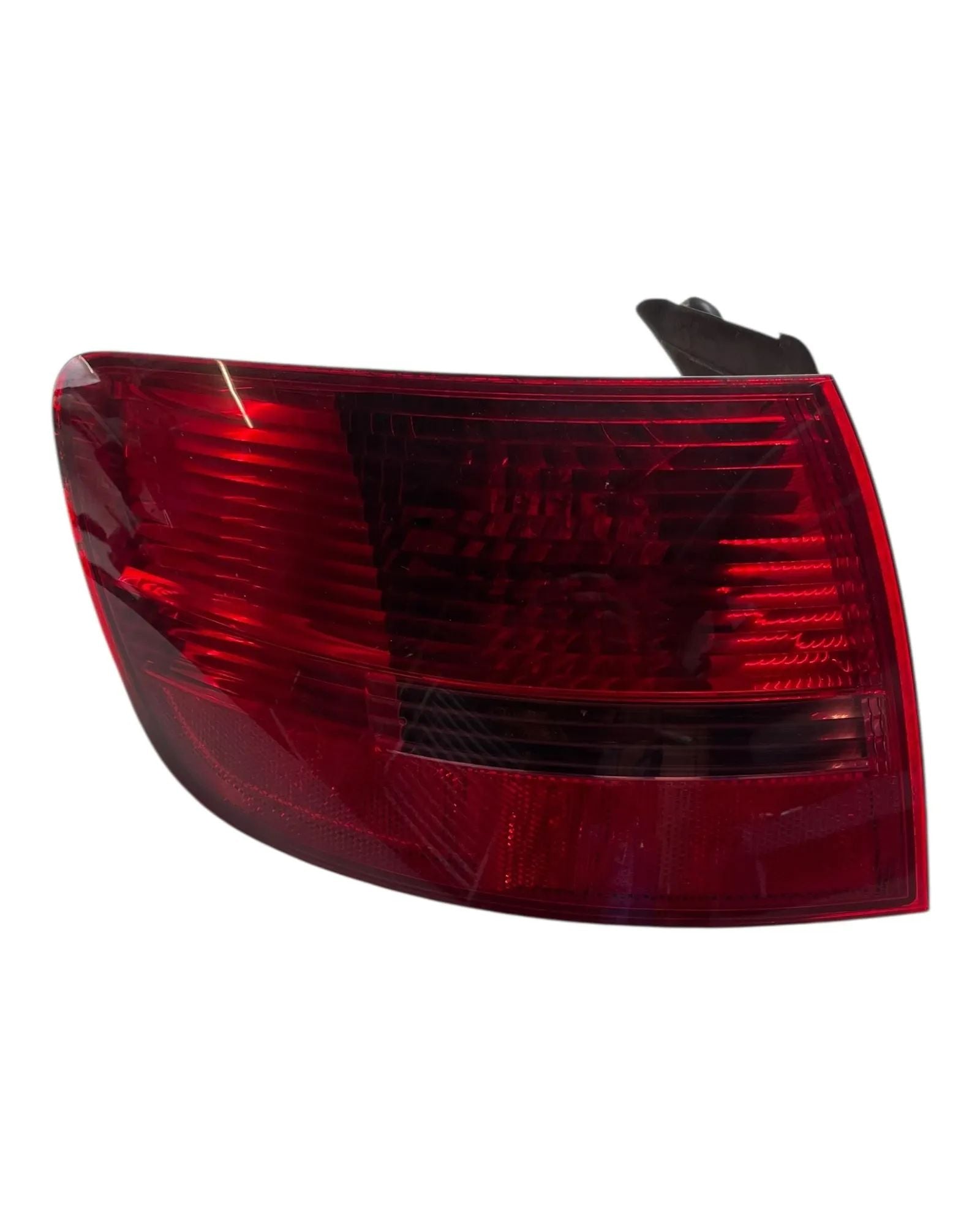 Audi A6 Avant (4F5, C6) 2.0 TDI LED Rückleuchte links 4F9945095