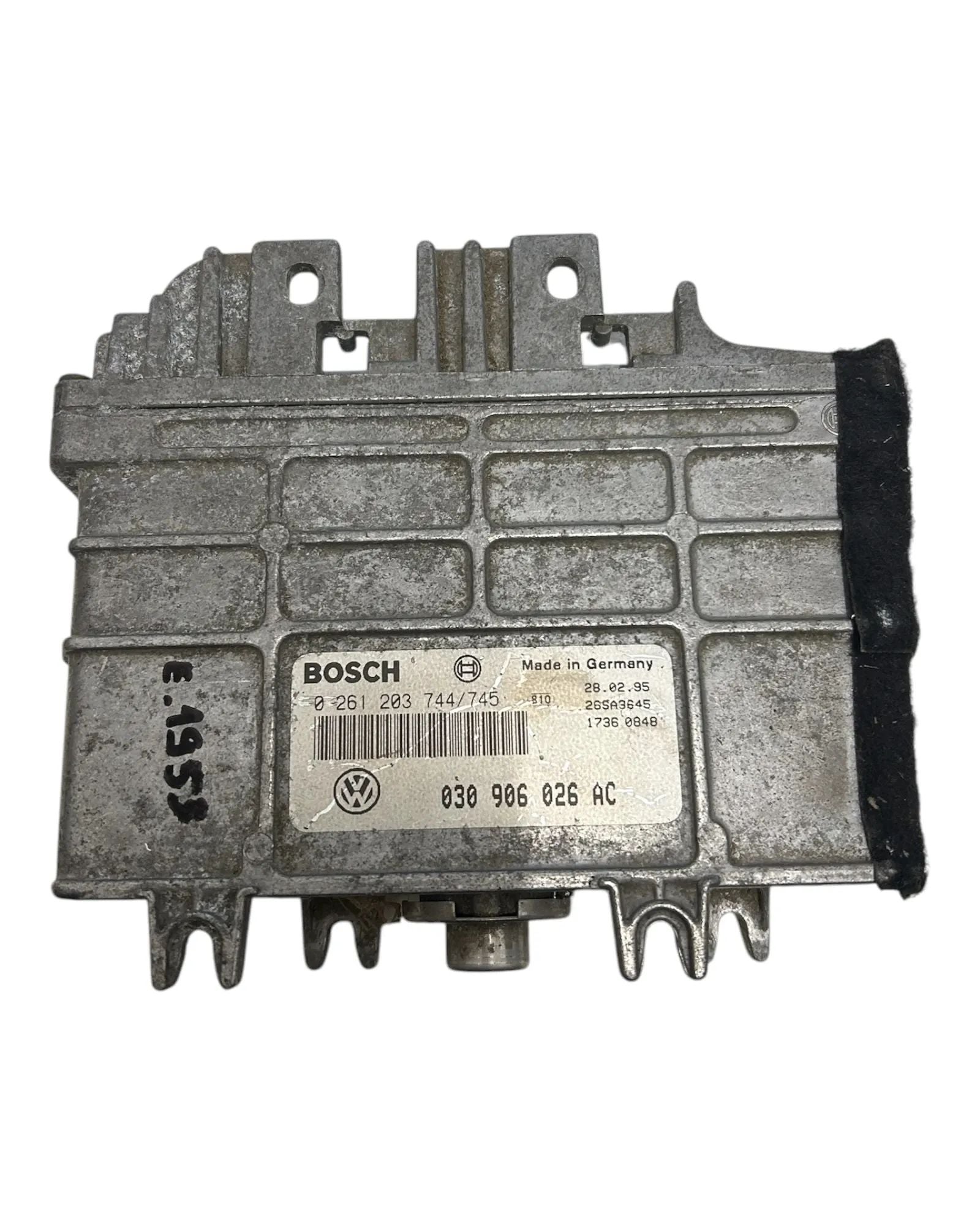 VW Polo 6N Steuergerät Motor Motorsteuergerät 030906026AC