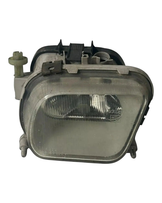 Mercedes-Benz E-Klasse W210 Nebelscheinwerfer links A2108200156 0305050001