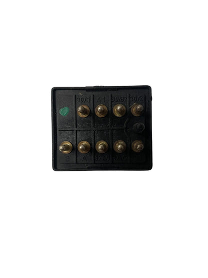 Mercedes-Benz Vito Viano W638 Steuergerät Relais Heckscheibe 0015402045