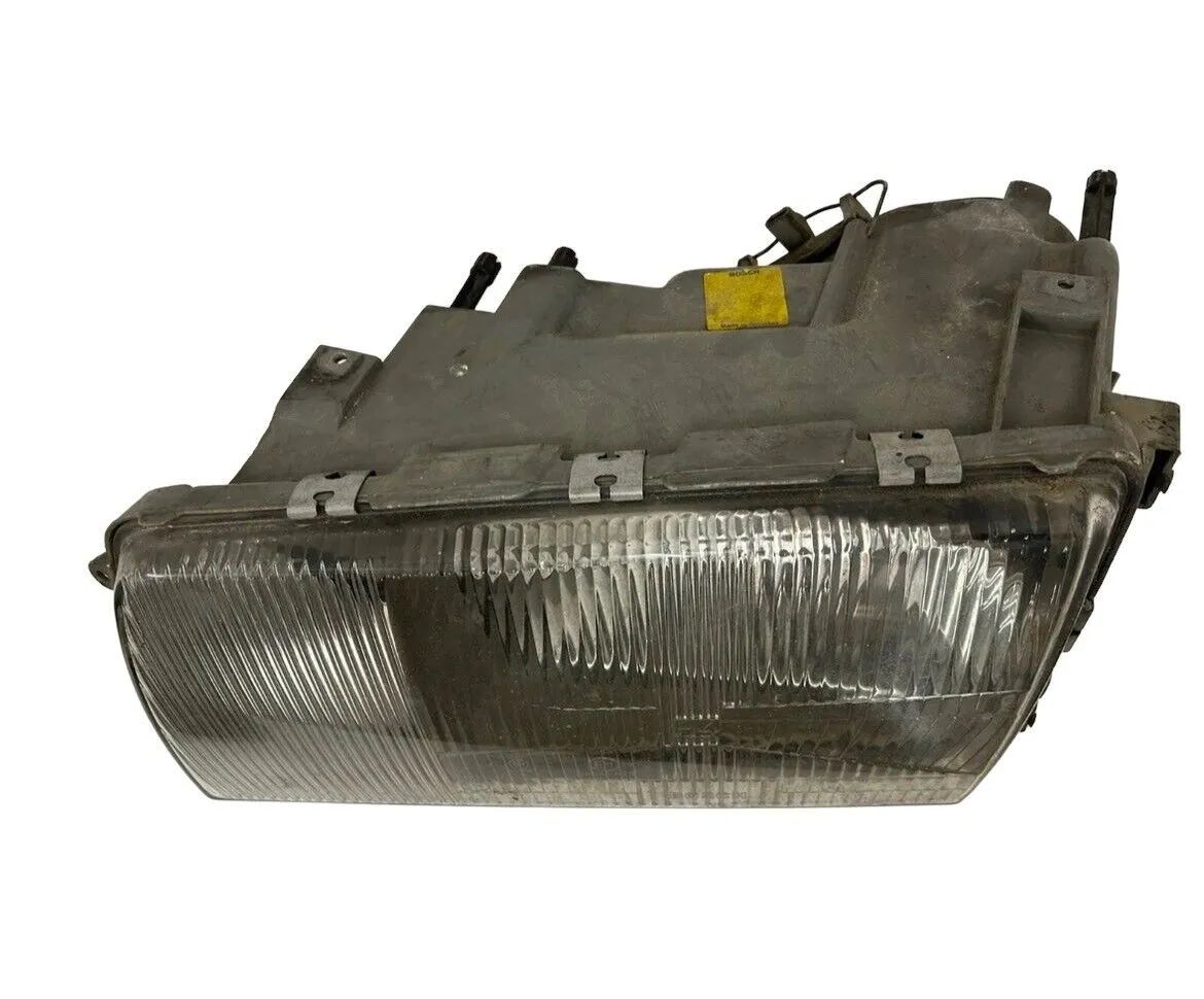 Mercedes-Benz W126 Frontscheinwerfer Scheinwerfer vorne links 1305235091